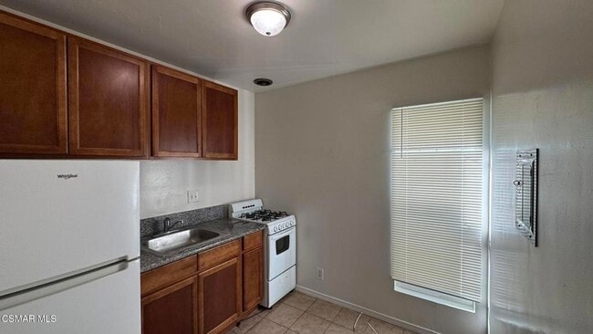 Building Photo - 13507 Victory Blvd