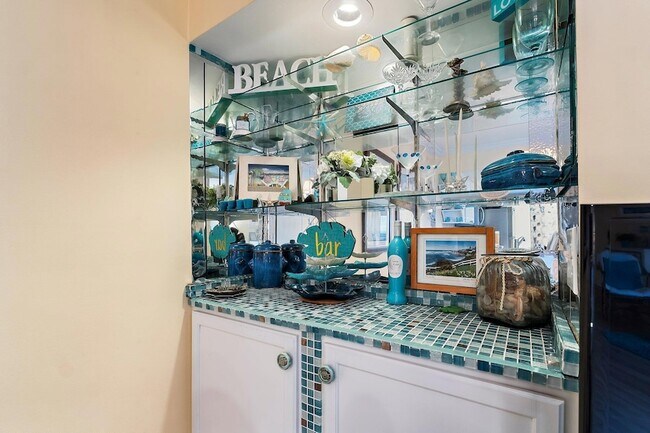 Building Photo - 1605 S US Hwy 1