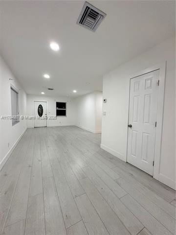 Building Photo - 380 W 32nd St