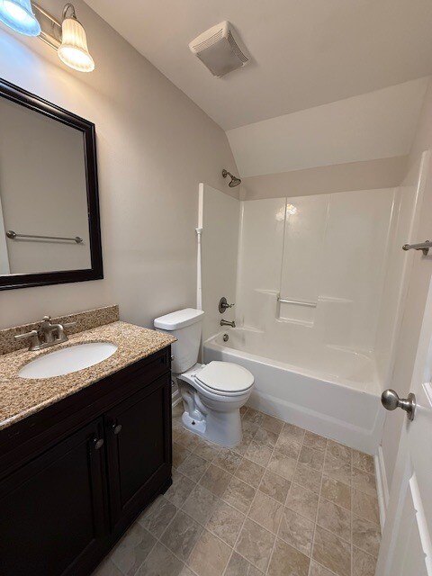 Building Photo - 2459 Newbury Ave