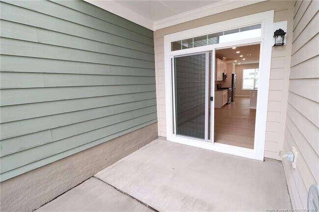 Building Photo - 3131 Cathedral Comb Dr