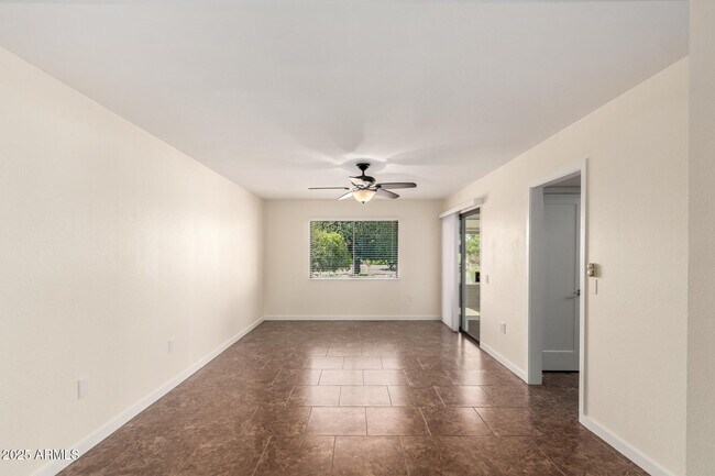 Building Photo - 12632 W Regal Dr