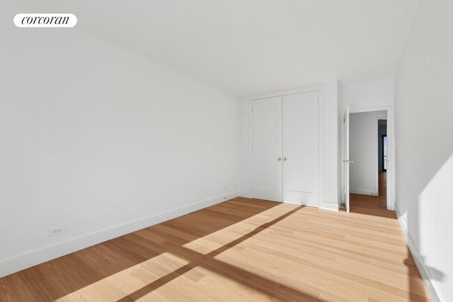 Building Photo - 501 E 87th St