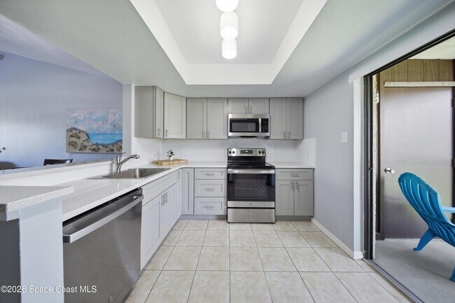 Building Photo - 1515 Huntington Ln