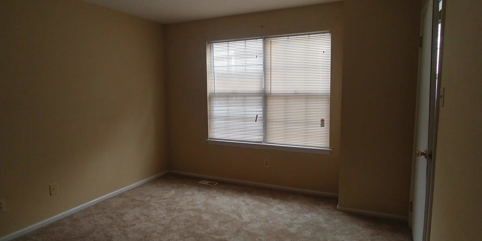 Building Photo - 4780 Summersweet Dr