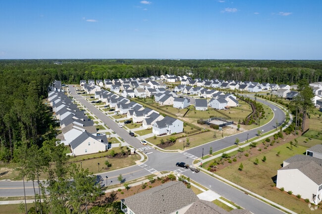 Aerial Photo - Quinn Residences at Drayton Park - Savannah Quarters