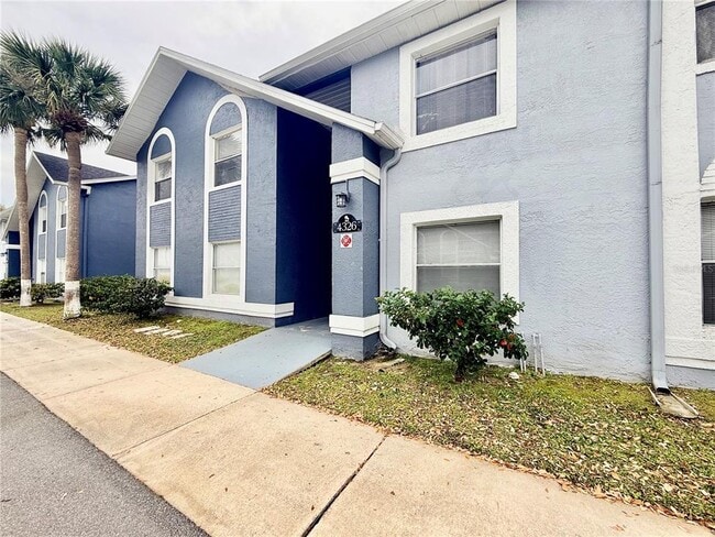 Building Photo - 4326 Pershing Pointe Pl