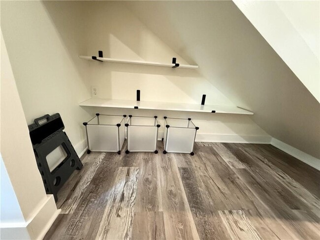 Building Photo - 3389 Spinnaker Way