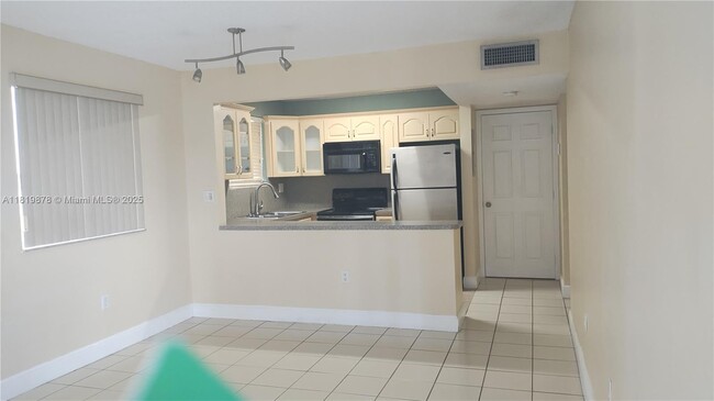 Building Photo - 6225 SW 131st Ct