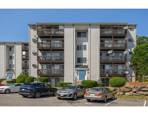 Building Photo - 11 Gibbs St