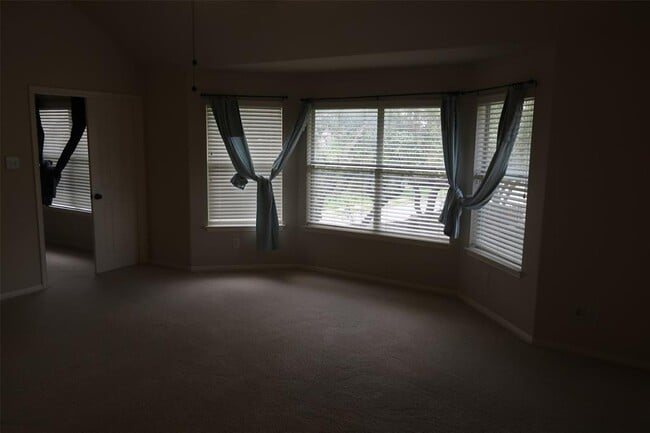 Building Photo - 2915 Briona Wood Ln