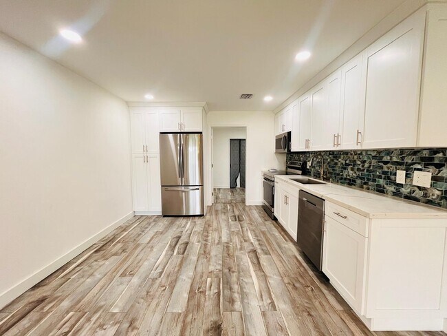Building Photo - 3663 Laurette Ln