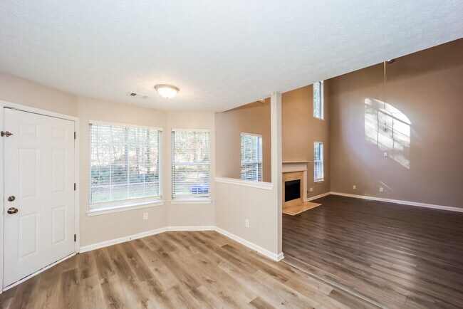 Building Photo - 3955 Belmont Ridge Dr