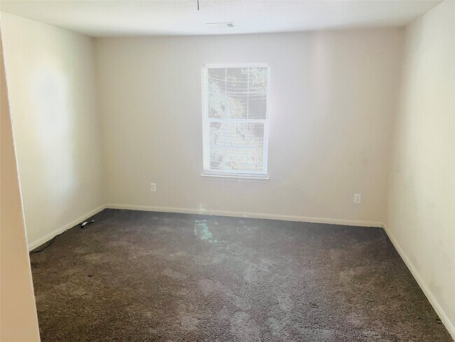 Building Photo - 4205 Clover St