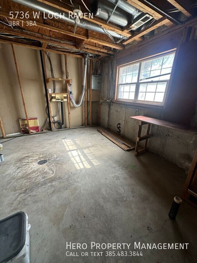 Building Photo - 5736 Loch Raven Ct