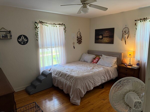 Building Photo - 421 Seaview Ave