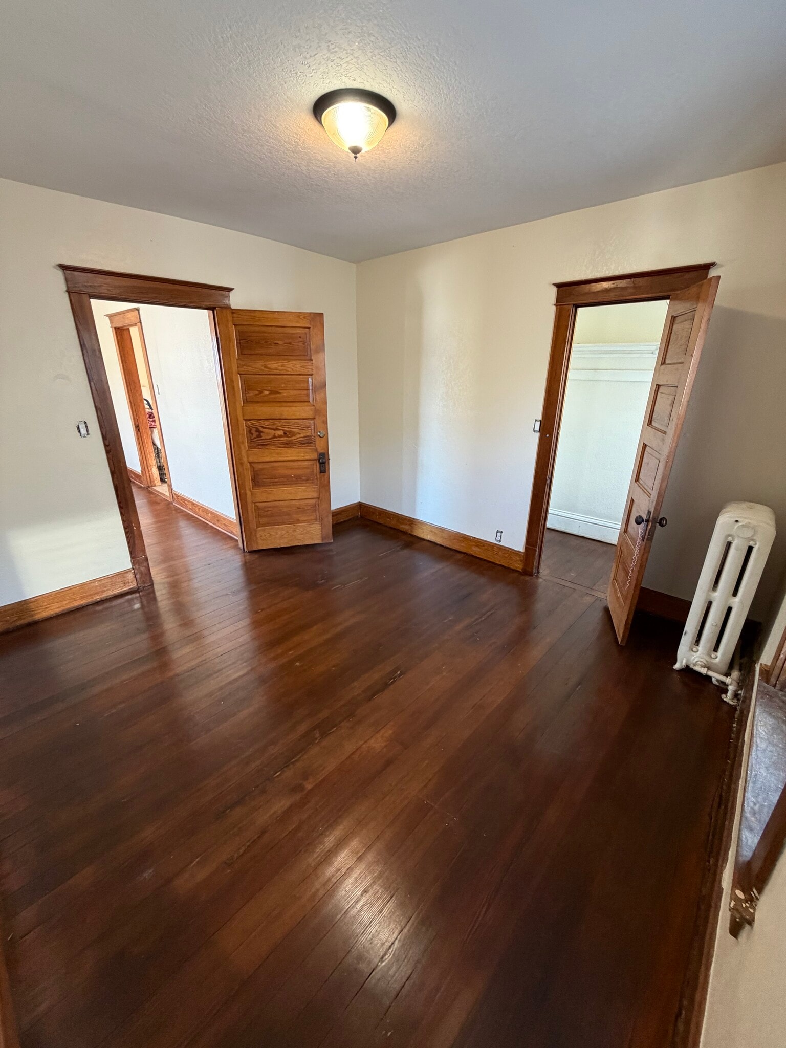 Building Photo - 1910 Lasalle St