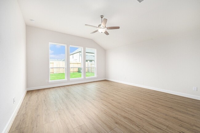Building Photo - 3515 Lauriston Dr