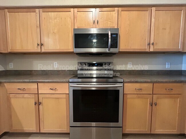 Building Photo - 425 W Rio Salado Pkwy