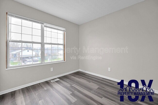 Building Photo - 1080 Viewpointe Dr