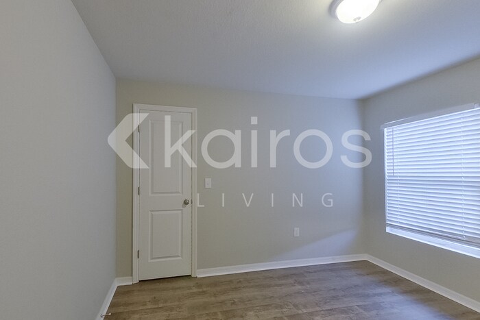 Building Photo - 9143 Aegean Cir