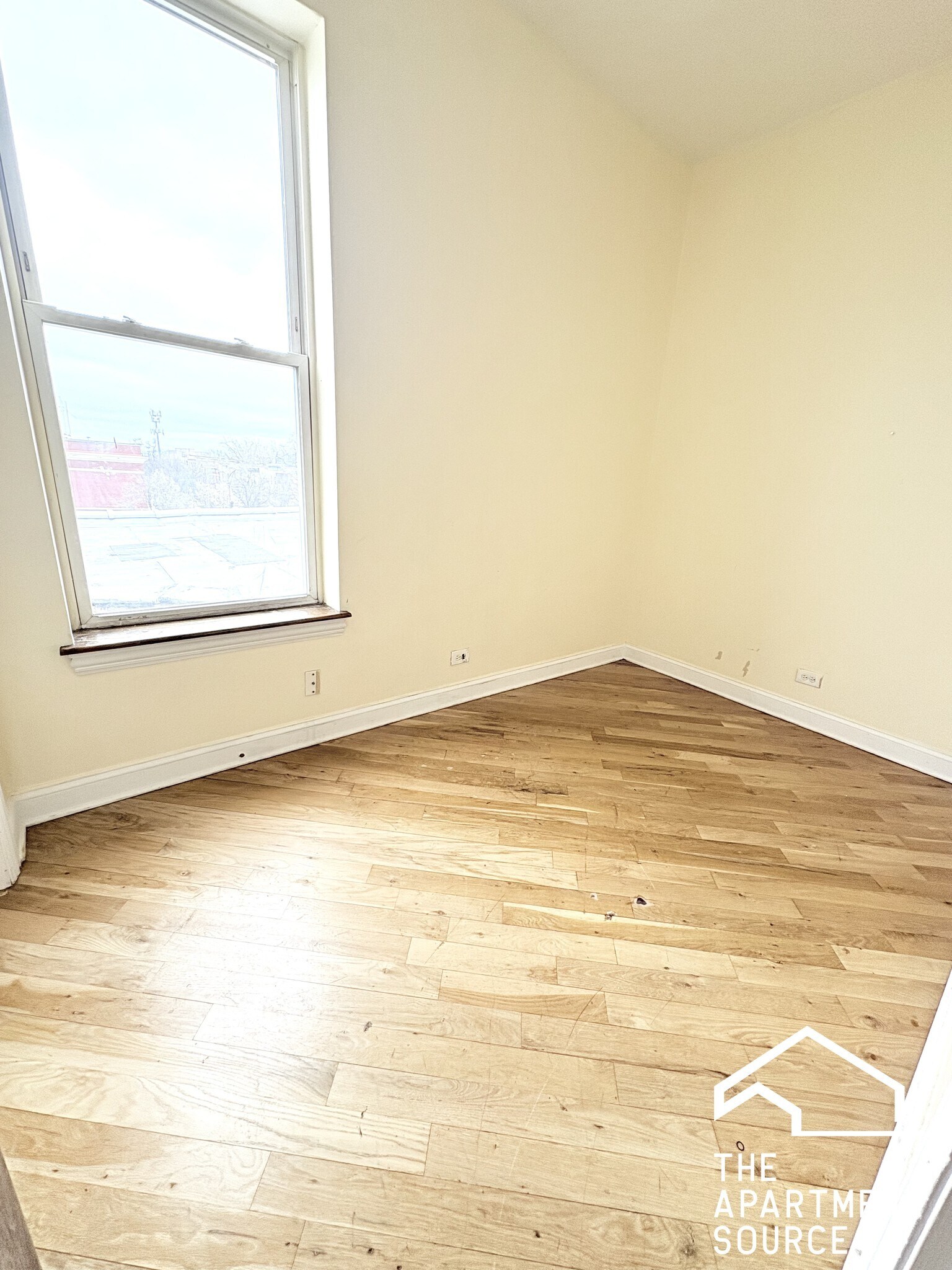 Building Photo - 1549 S Christiana Ave