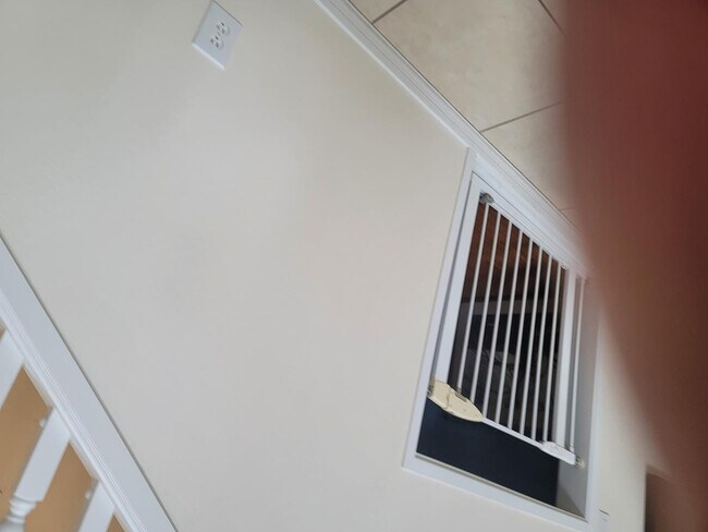 Building Photo - 3826 E Cat Balue Dr