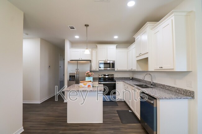 Building Photo - 7111 McAdam Ct