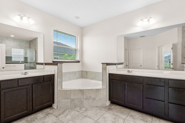 Building Photo - 95126 Gladiolus Pl