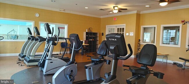 Building Photo - 10425 Starlight Pl