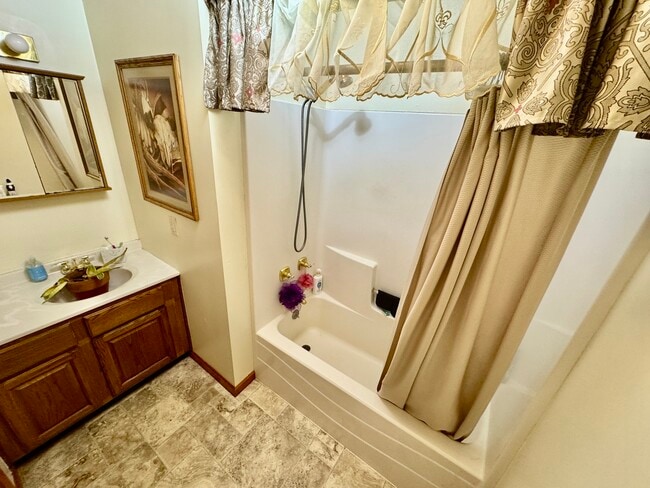 Building Photo - 50W 353 Old State Rd