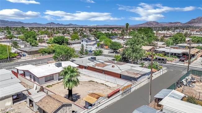 Building Photo - 2016 Linden Ave