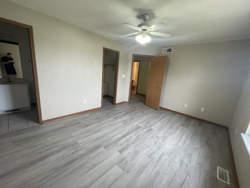 Building Photo - 3403 Westwind Dr