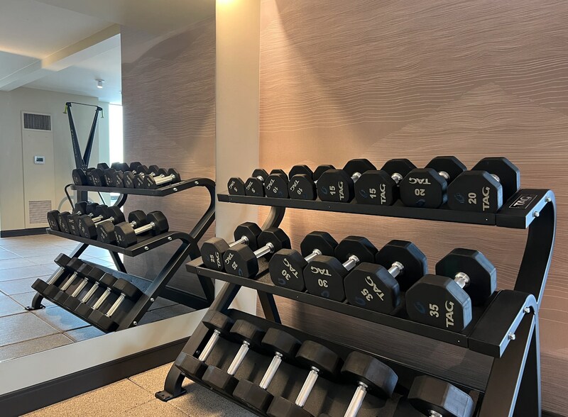 Building Photo - 645 N Kingsbury St