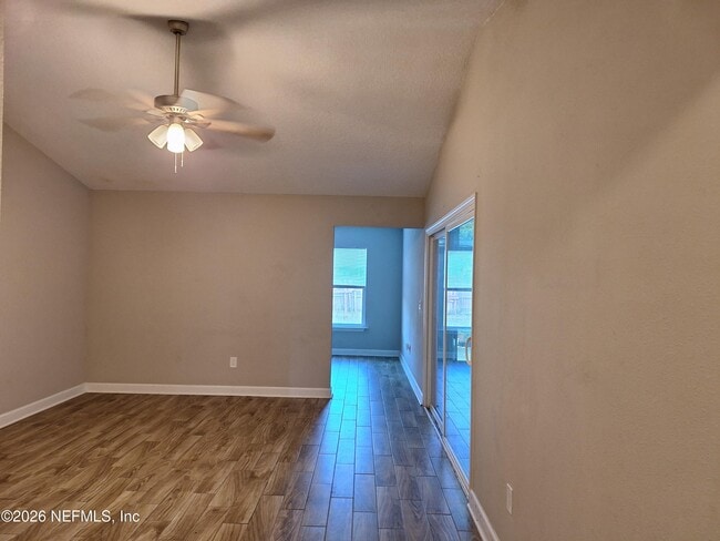 Building Photo - 3459 Excalibur Way E