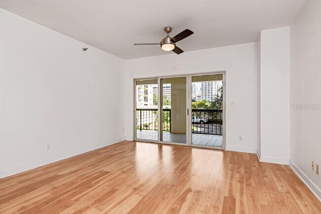 Building Photo - 1002 S Harbour Island Blvd