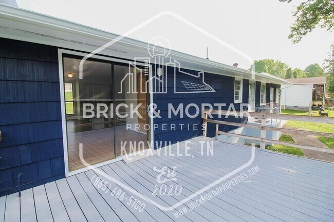 Building Photo - 316 Sarvis Dr