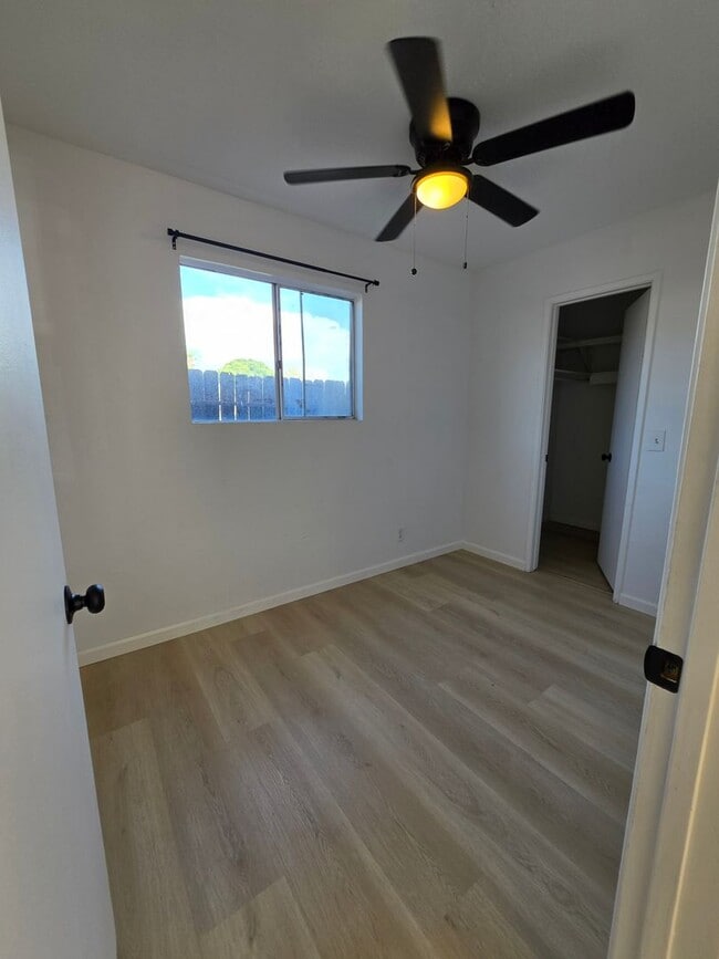 Building Photo - 1237 Lyons Ln