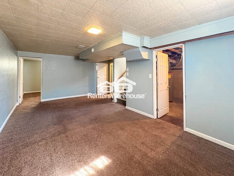 Building Photo - 441 Jennie Dr
