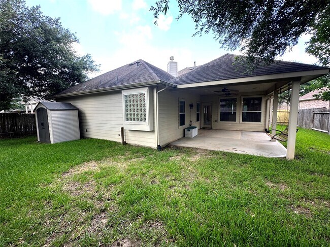 Building Photo - 2047 Lulach Ln
