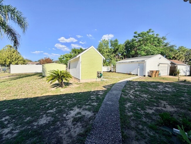 Building Photo - Large and Spacious Home with Multiple Out-buildings!
