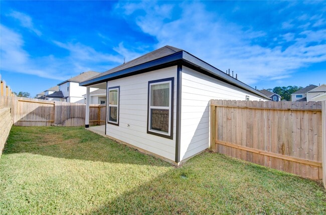 Building Photo - 13321 Burbot Dr