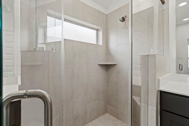 Building Photo - 27106 Cutleaf Daisy Ct