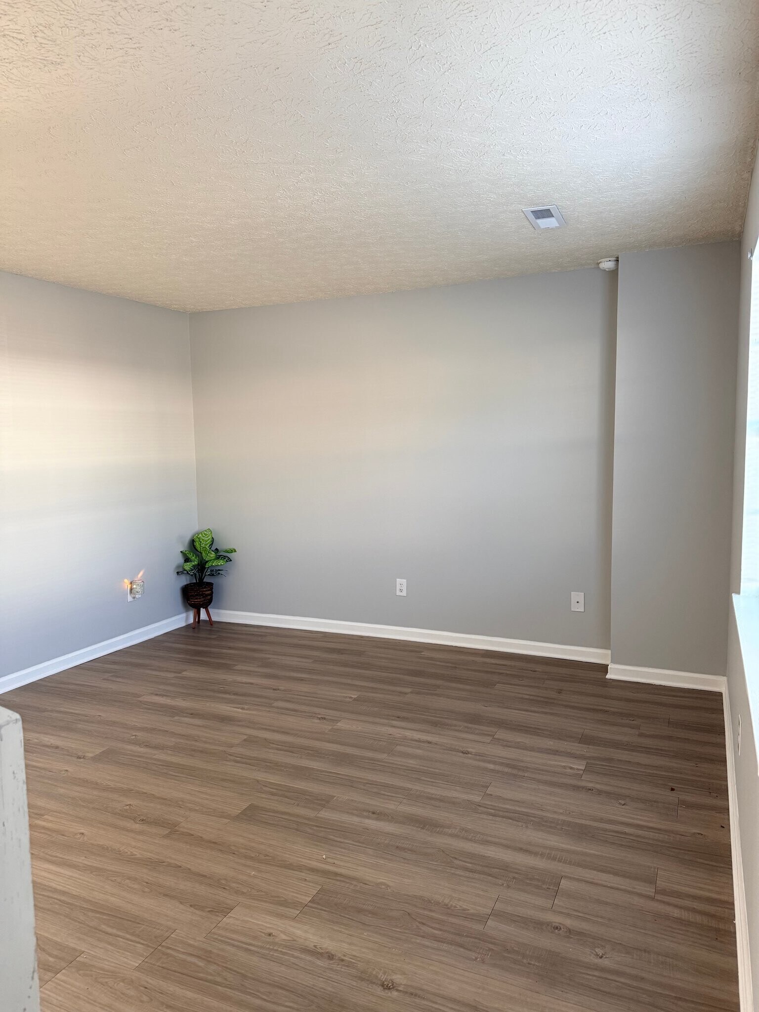 Building Photo - 16 Duiguid Dr