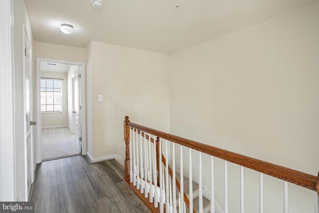 Building Photo - 2887 Falkirk Alley