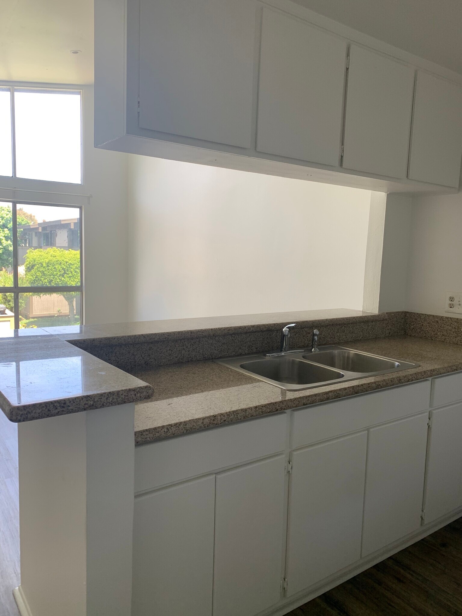 Building Photo - 808 Coriander Dr