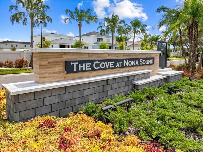 Building Photo - 11240 Blue Bay Dr