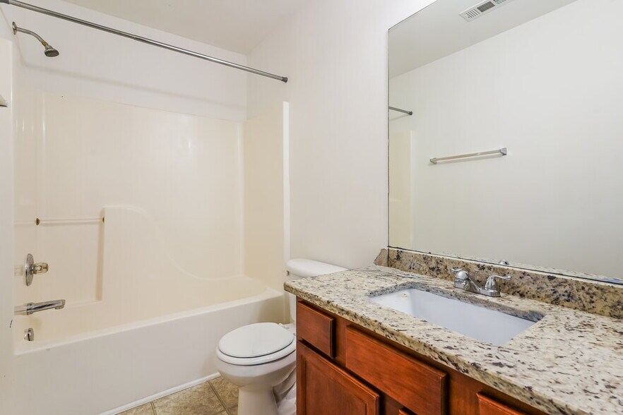 Building Photo - 111 Coldwater Dr