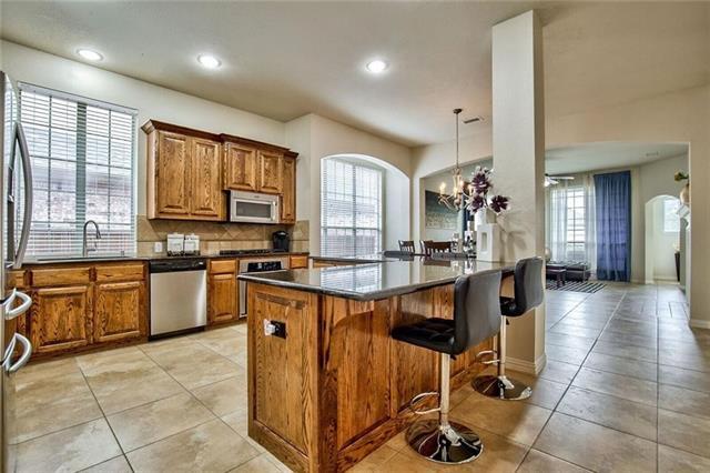 Building Photo - 2128 Chambers Dr