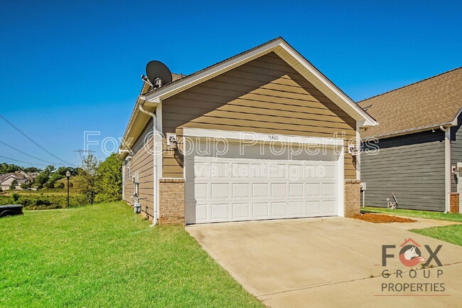 Building Photo - 11440 Westbranch Pkwy